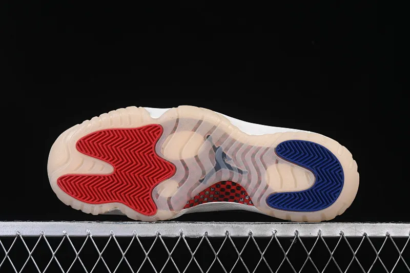 All Categories Air Jordan Jordan Series Basketball Shoes Air Jordan 11 F Version Air Jordan 11 Retro "Rare Air" AJ11 Joe 11 Royal Blue Real Standard Real Carbon High Top Basketball Shoes IH0296-400